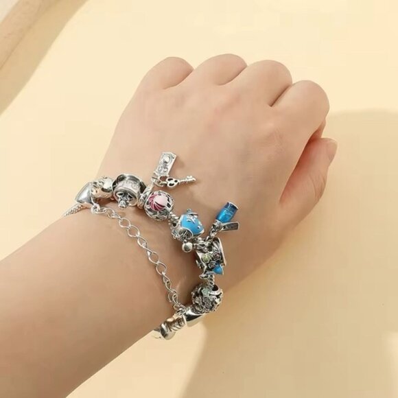 925 Sterling Silver Plated Alice In Wonderland Themed Loaded Charm Bracelet - Picture 3 of 6